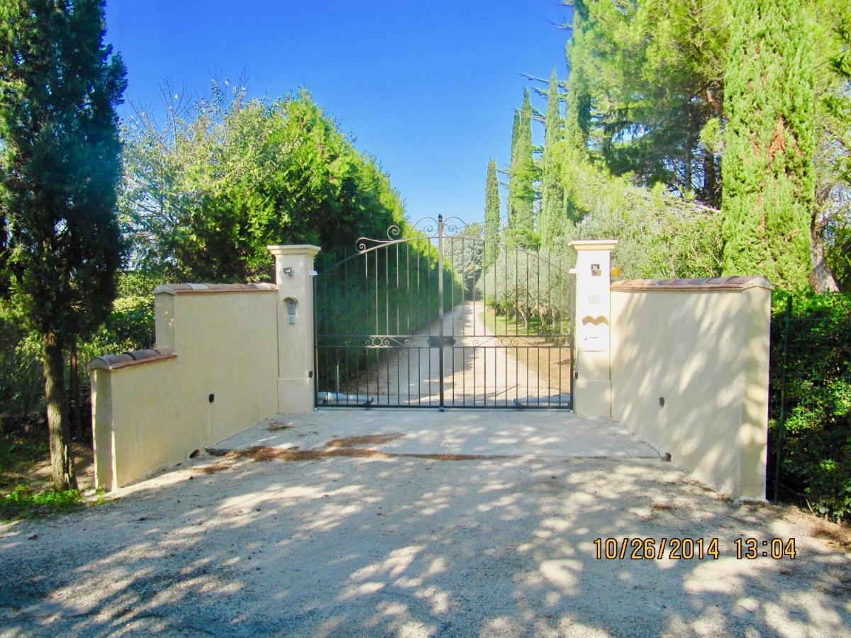 Le Vieux Pont Villa Carpentras Dış mekan fotoğraf